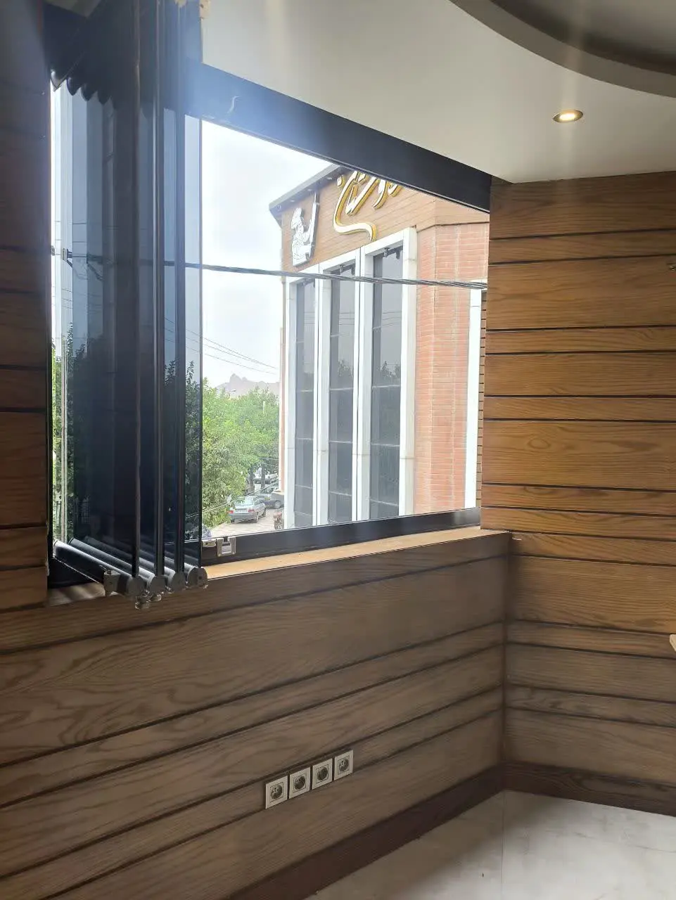 قیمت پنجره تاشو بالکن