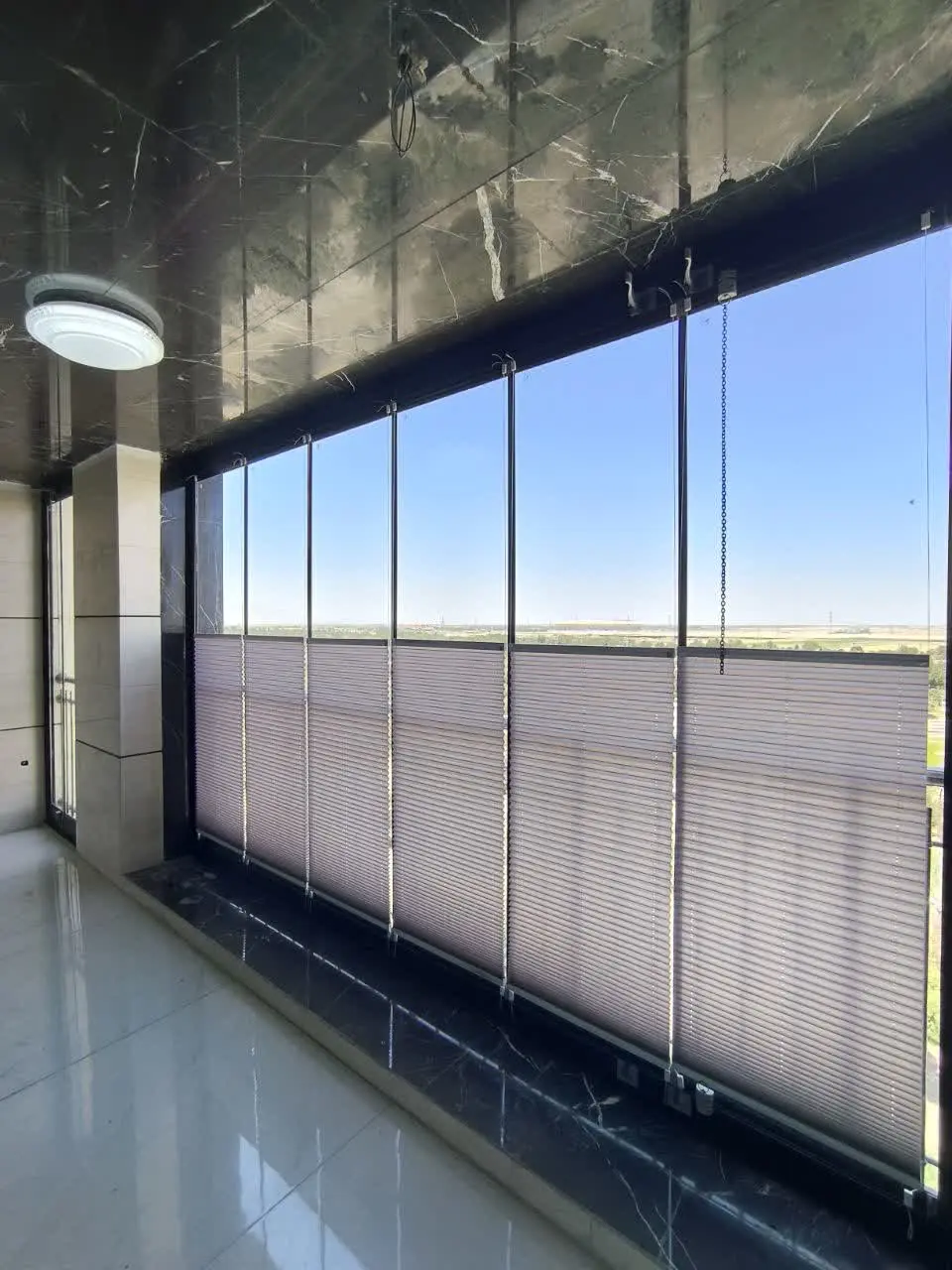 شیشه بالکن جی سان